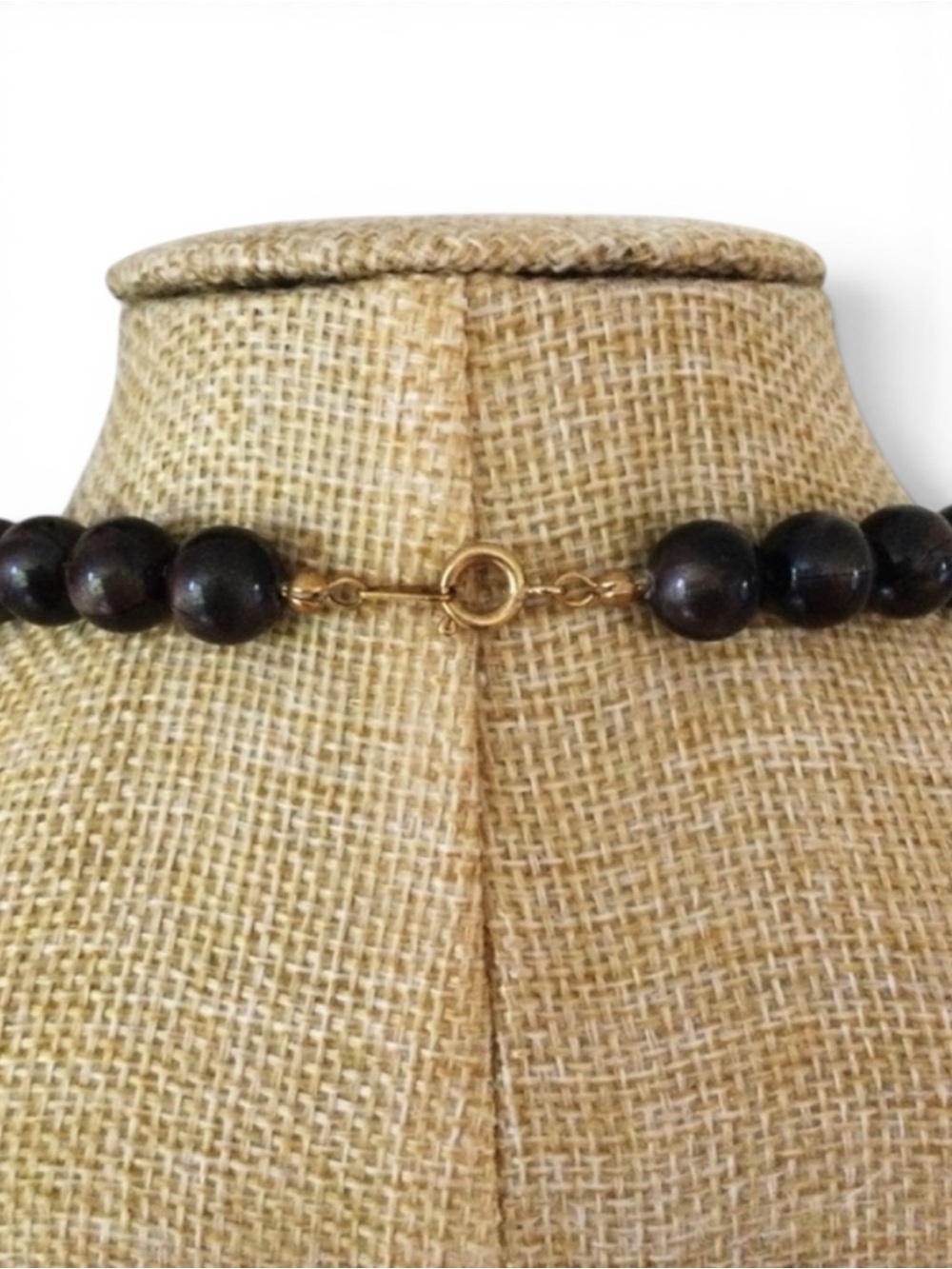 Vintage Marbled Resin Statement Necklace – Chunky Beads & Gold‑Tone Accents - Picture 8 of 12